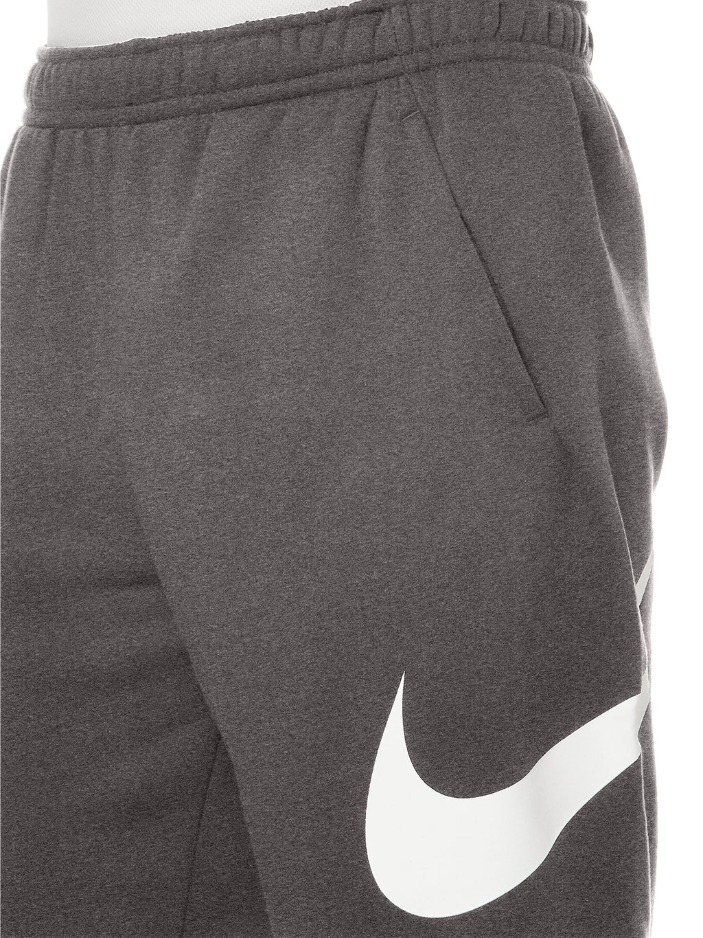Nike Men's Sportswear Club Short Basketball Graphic
