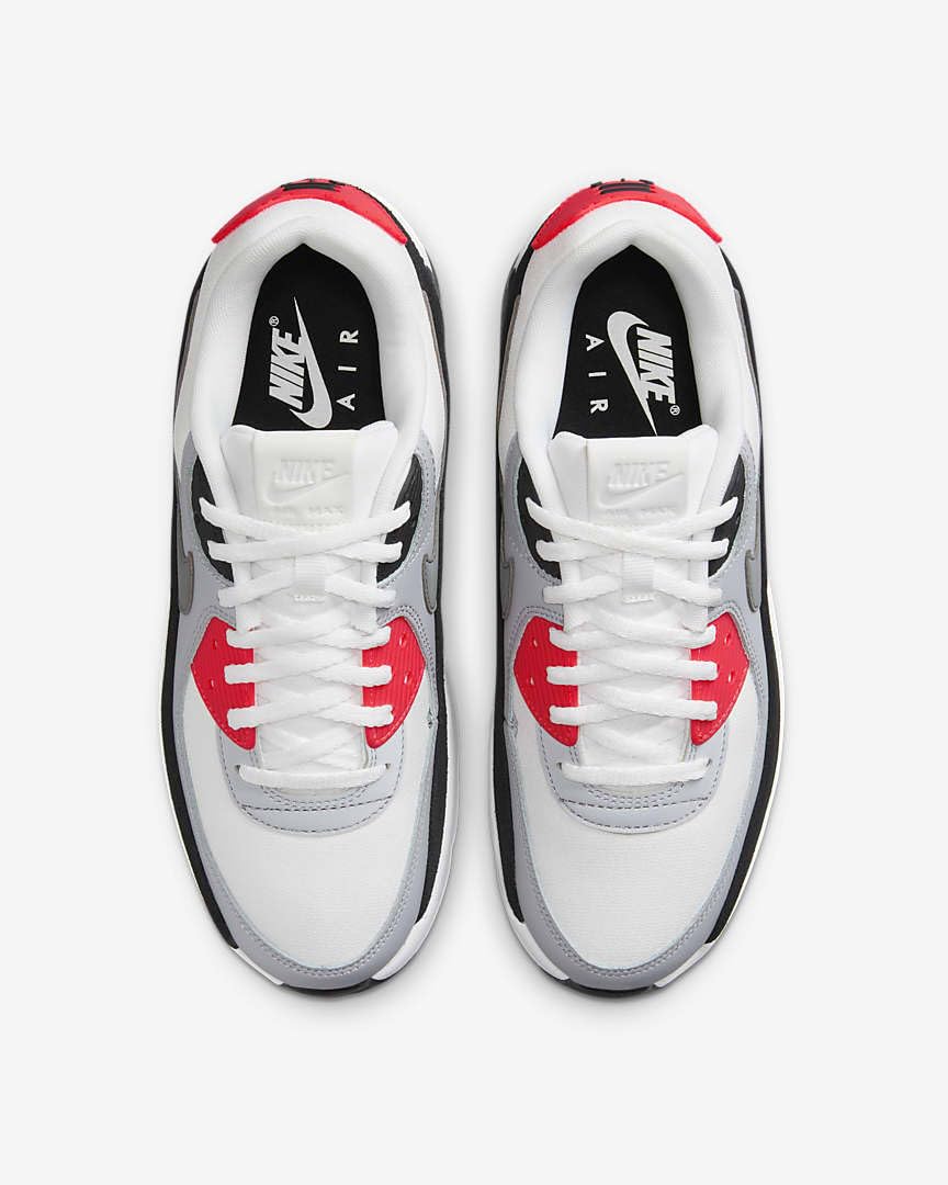 Nike Women's Air Max 90 LV8 Sneaker