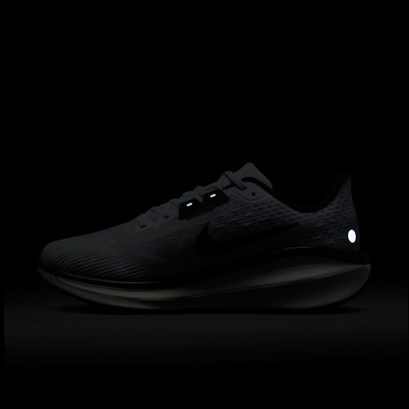 Nike Men's Vomero 17 Running Shoes