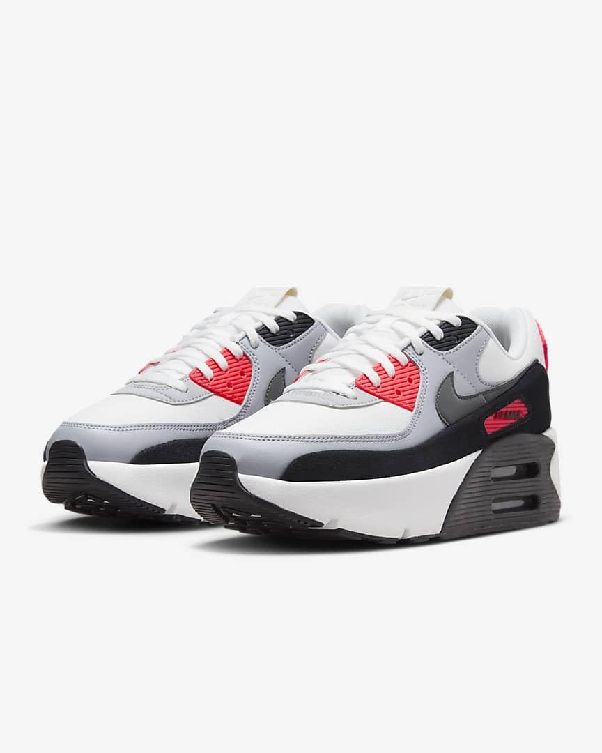 Nike Women's Air Max 90 LV8 Sneaker