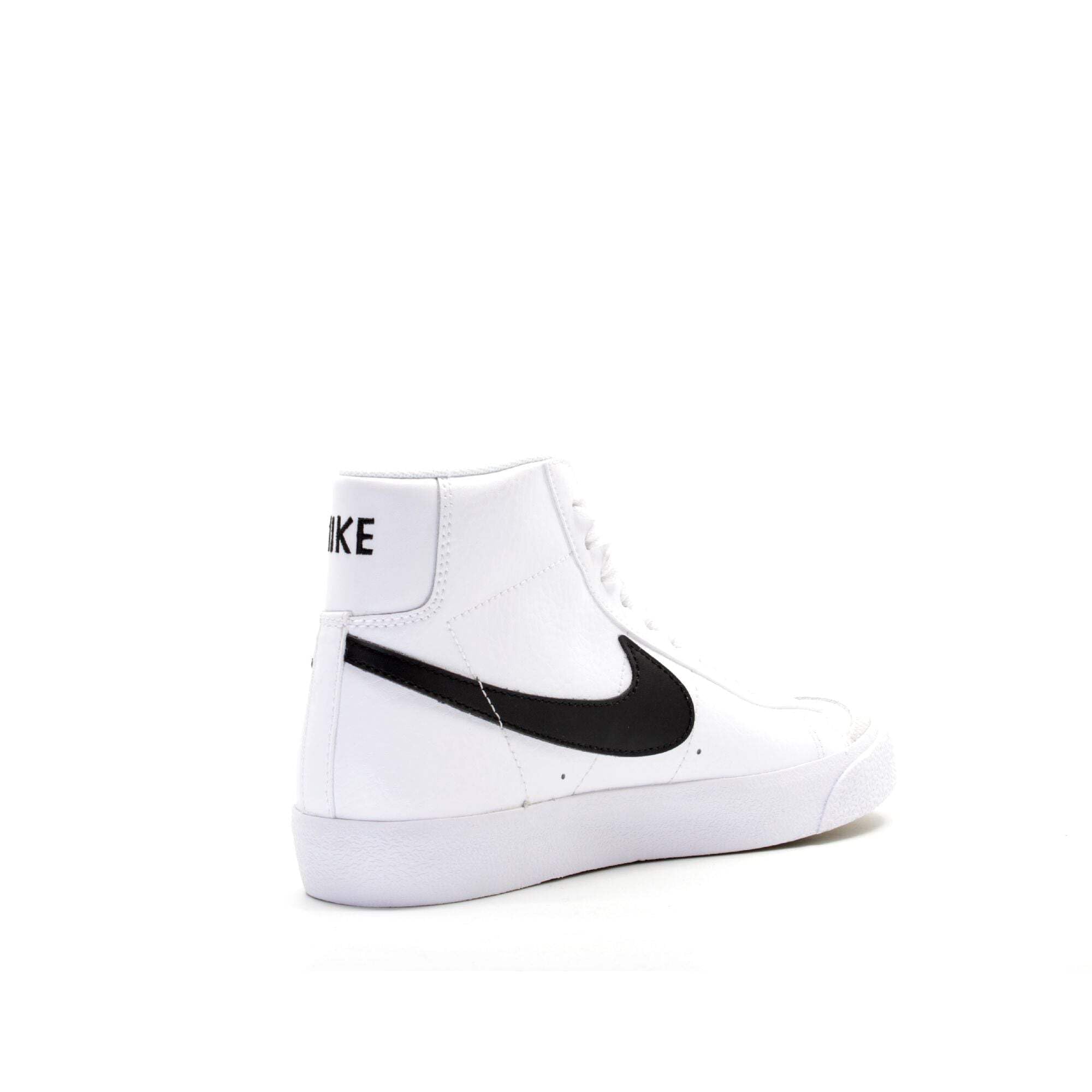 Nike Kids' Blazer Mid '77 Sneaker