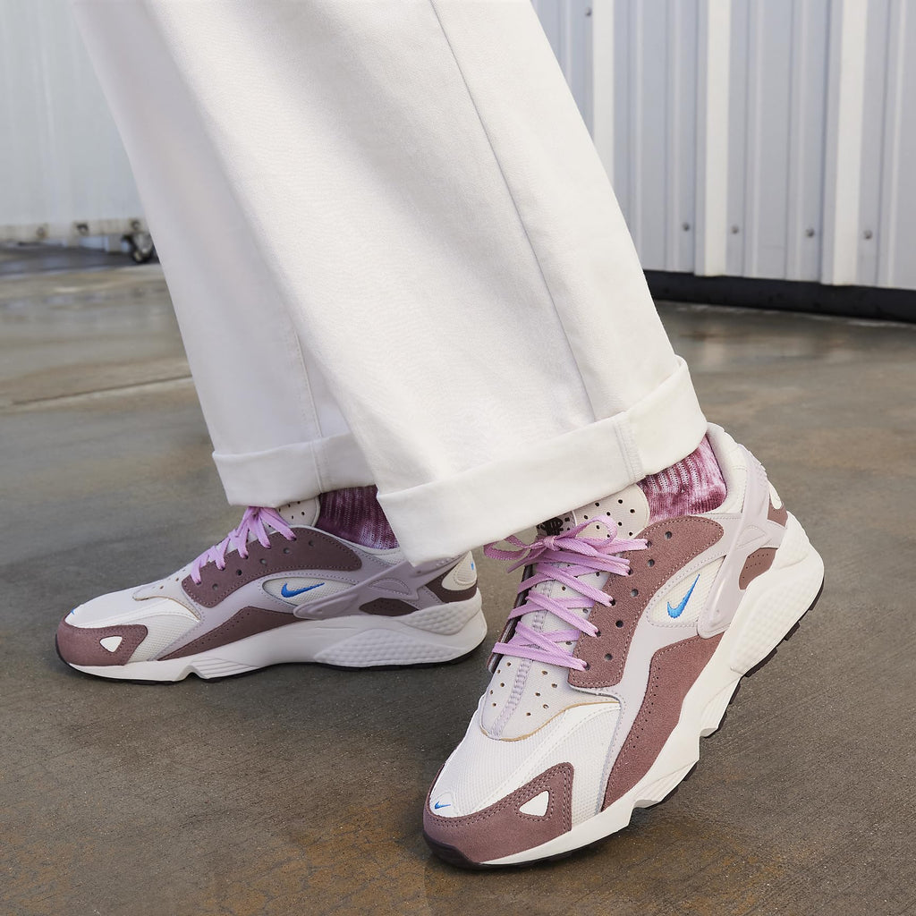 Nike Air Huarache Runner Men's Shoes (DZ3306-101, Light Orewood Brown/Earth/Smokey Mauve) Size 10.5