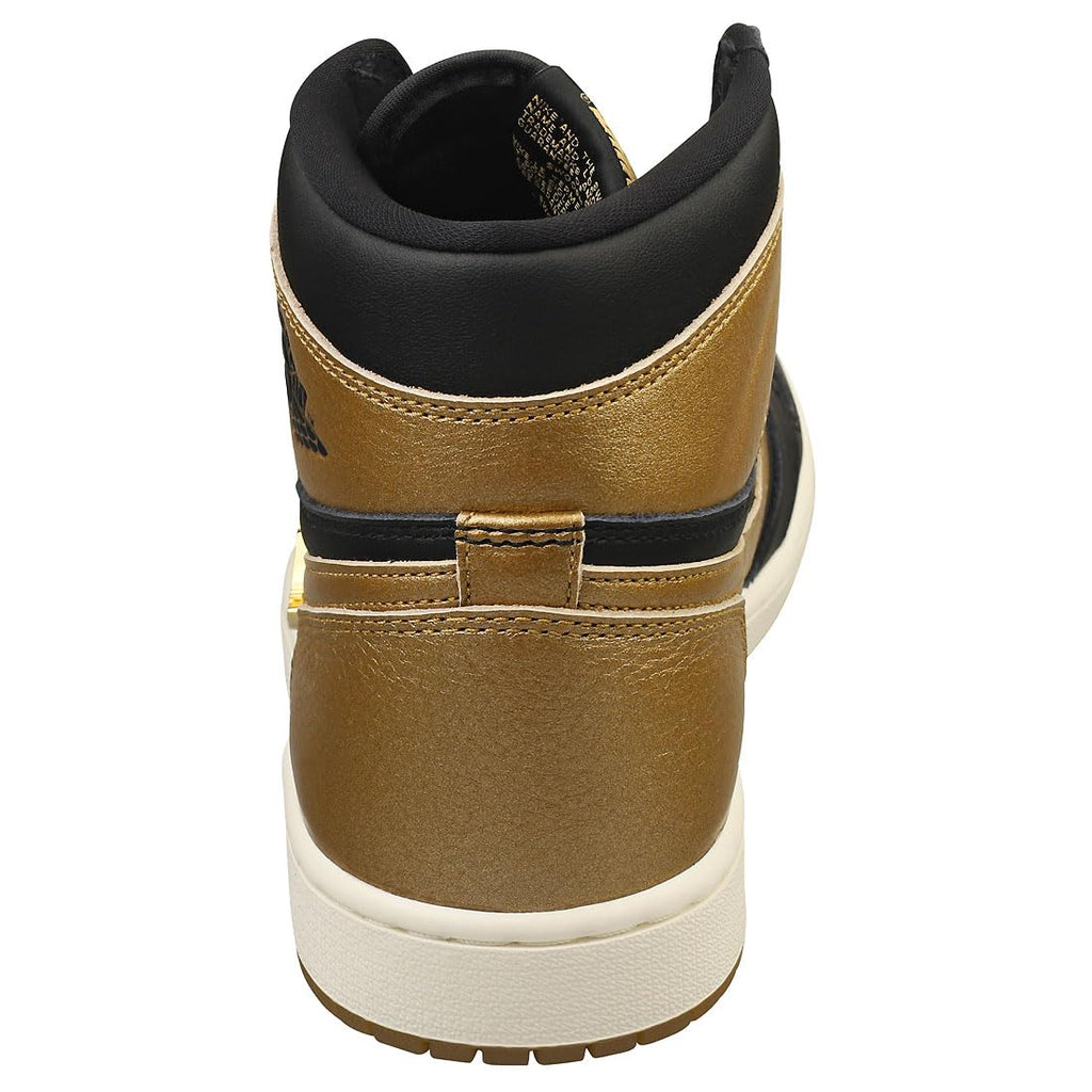 Nike Men's Air Jordan 1 Retro High OG Sneaker