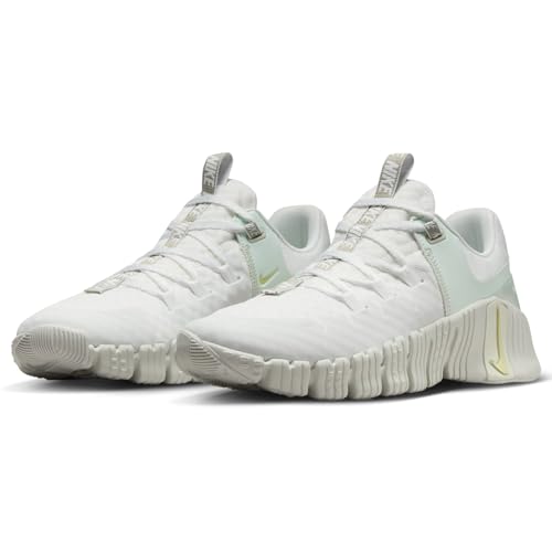 Nike Women's Free Metcon 5 Premium Workout Shoes