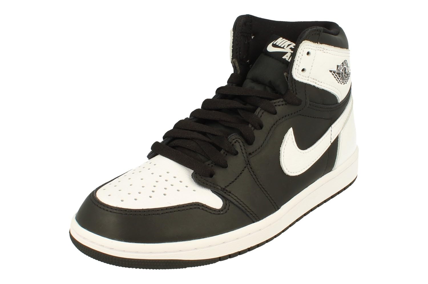 Nike Men's Air Jordan 1 Retro High OG Shoes