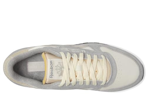 Reebok Unisex Classic Leather Sneaker, Chalk/Grey 3/Moonstone, 12 Women/10.5 Men