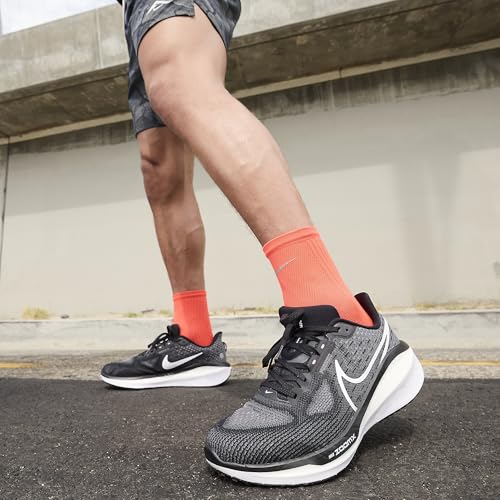 Nike Men's Vomero 17 Running Shoes