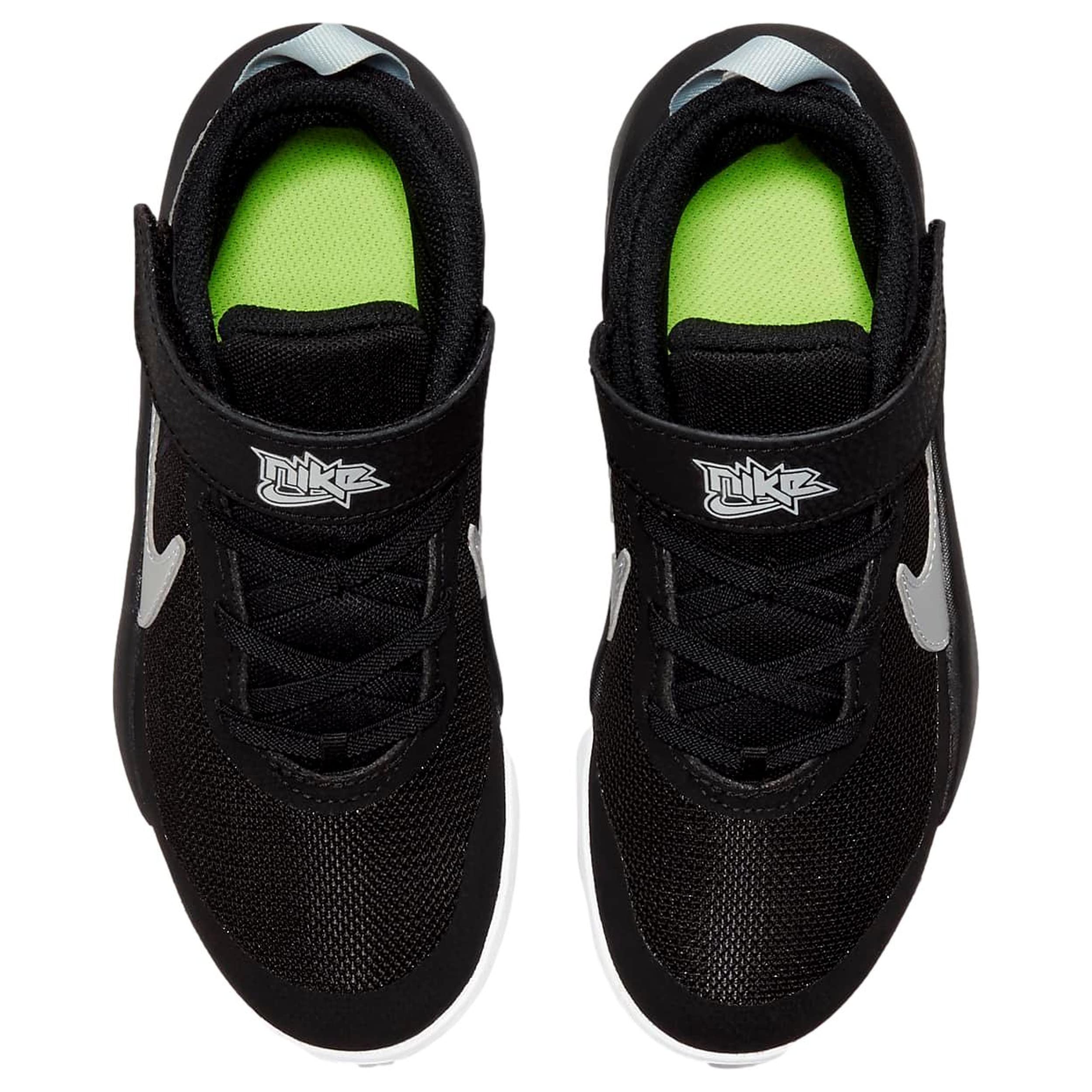 Nike Kids' Team Hustle D 10 Running Shoes