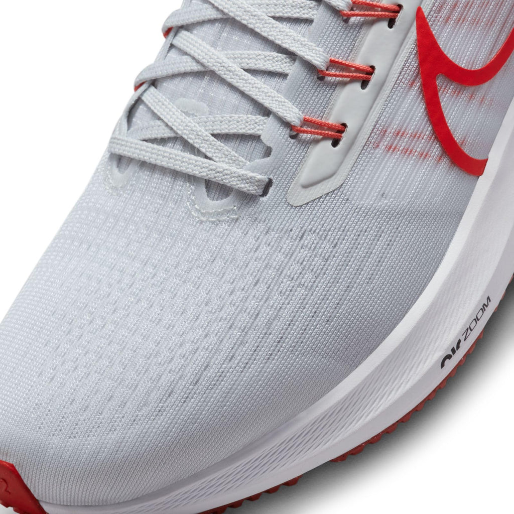Nike Men's Air Zoom Pegasus 39 Sneakers
