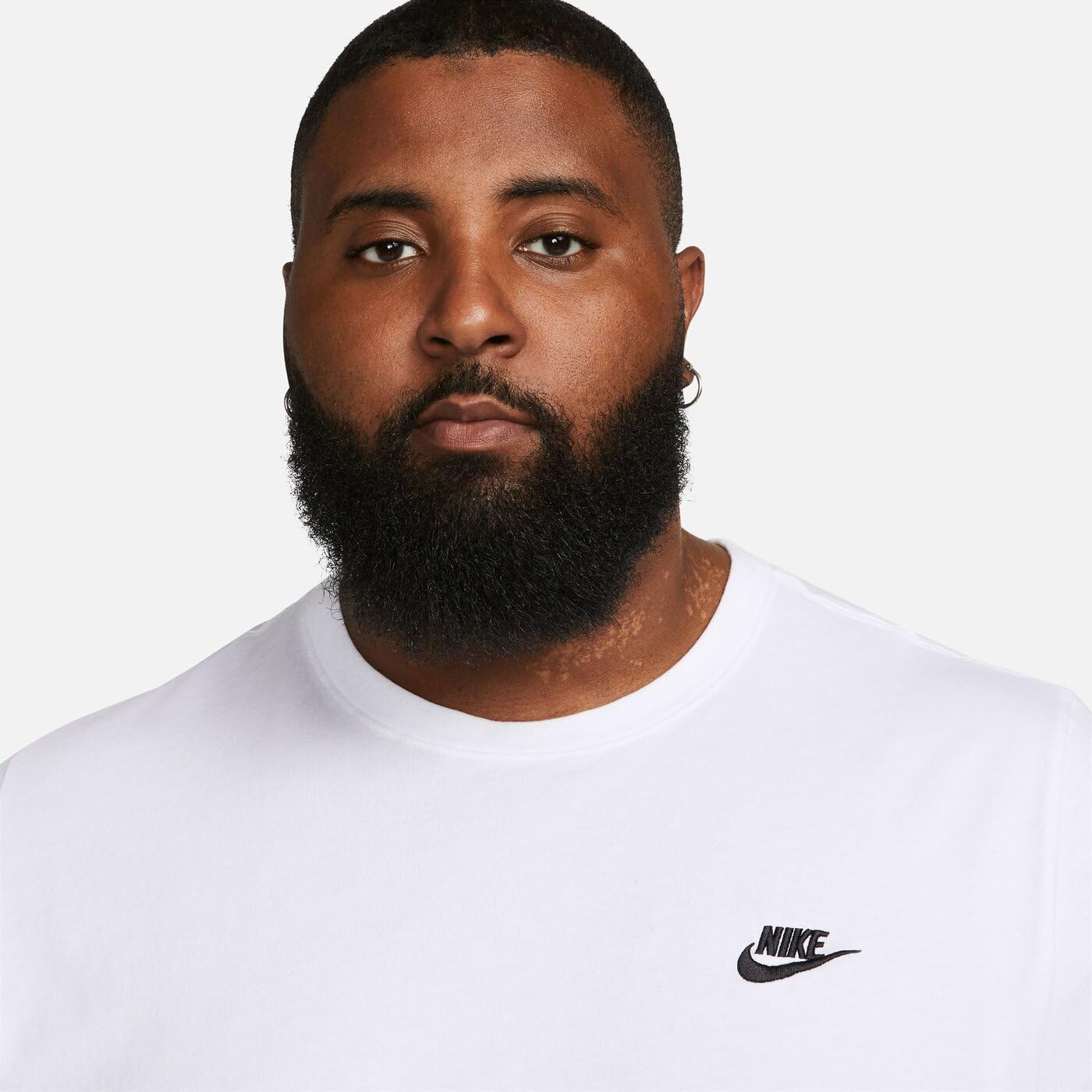 Nike Men's Sportswear Club T-Shirt