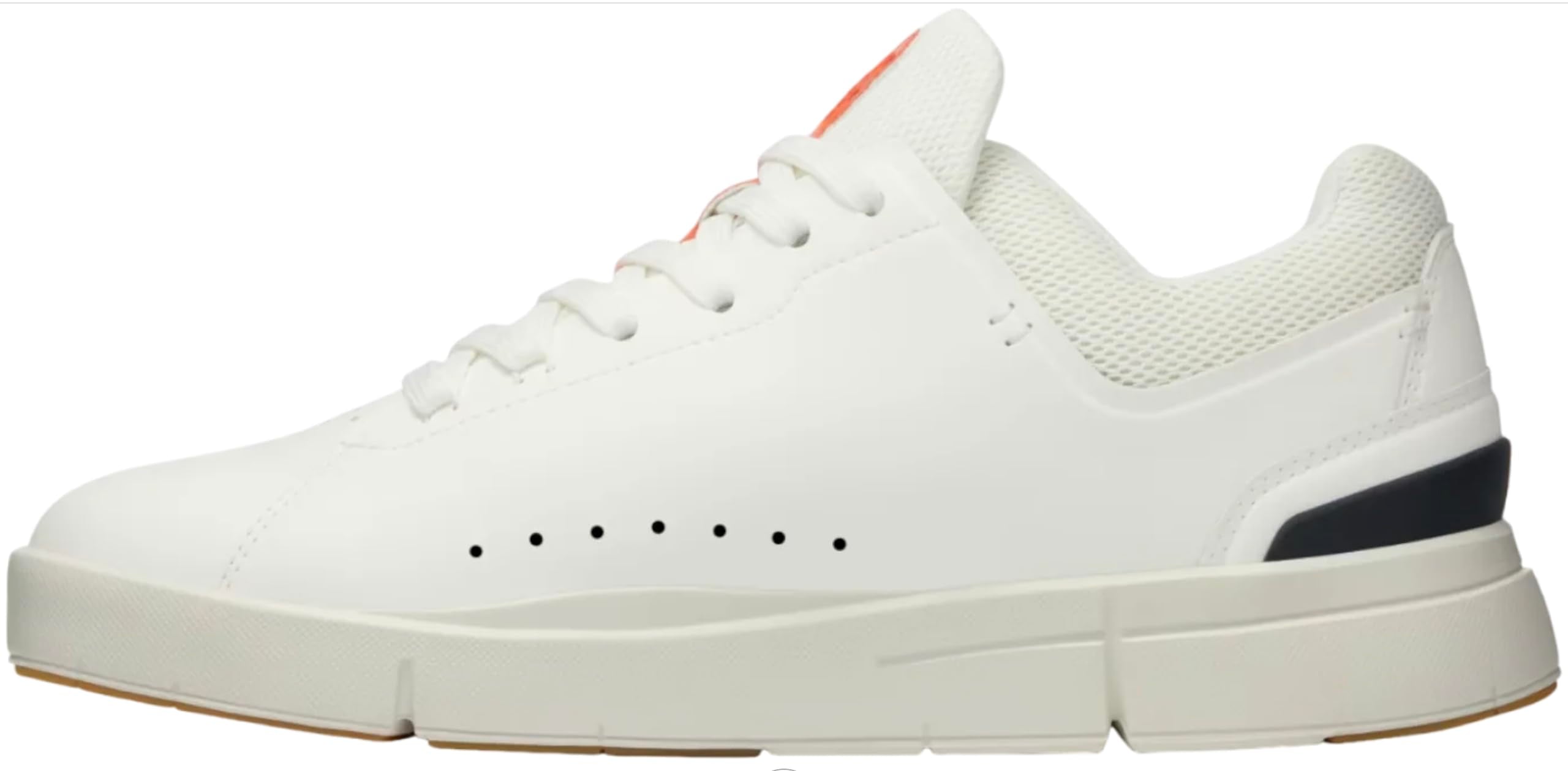 On Women's The Roger Advantage Sneakers