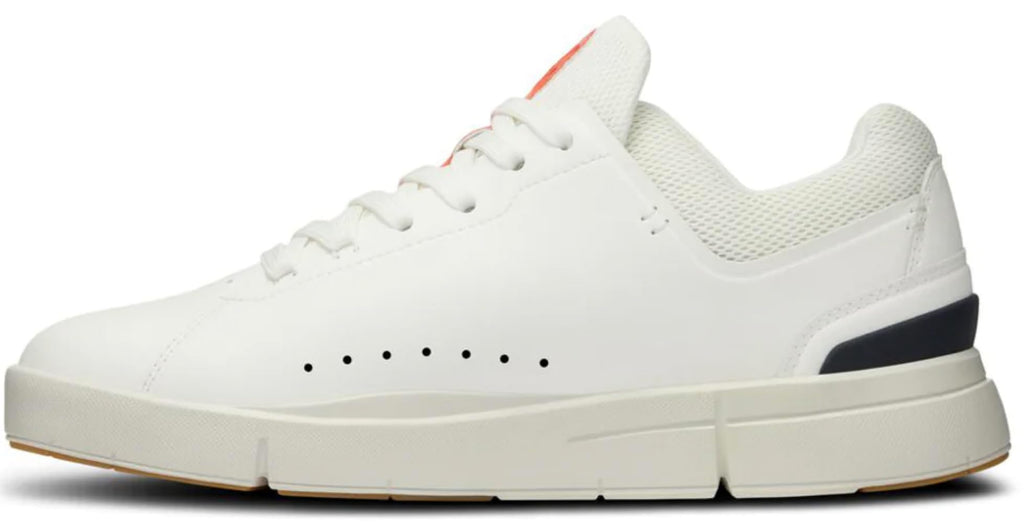 On Women's The Roger Advantage Sneakers