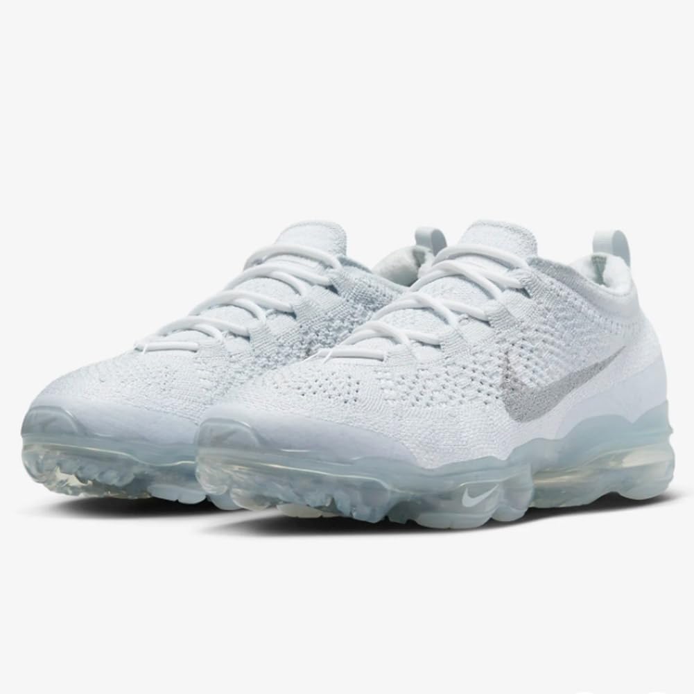 Nike Men's Basketball Sneaker