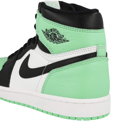 Nike Men's Air Jordan 1 Retro High OG Sneaker