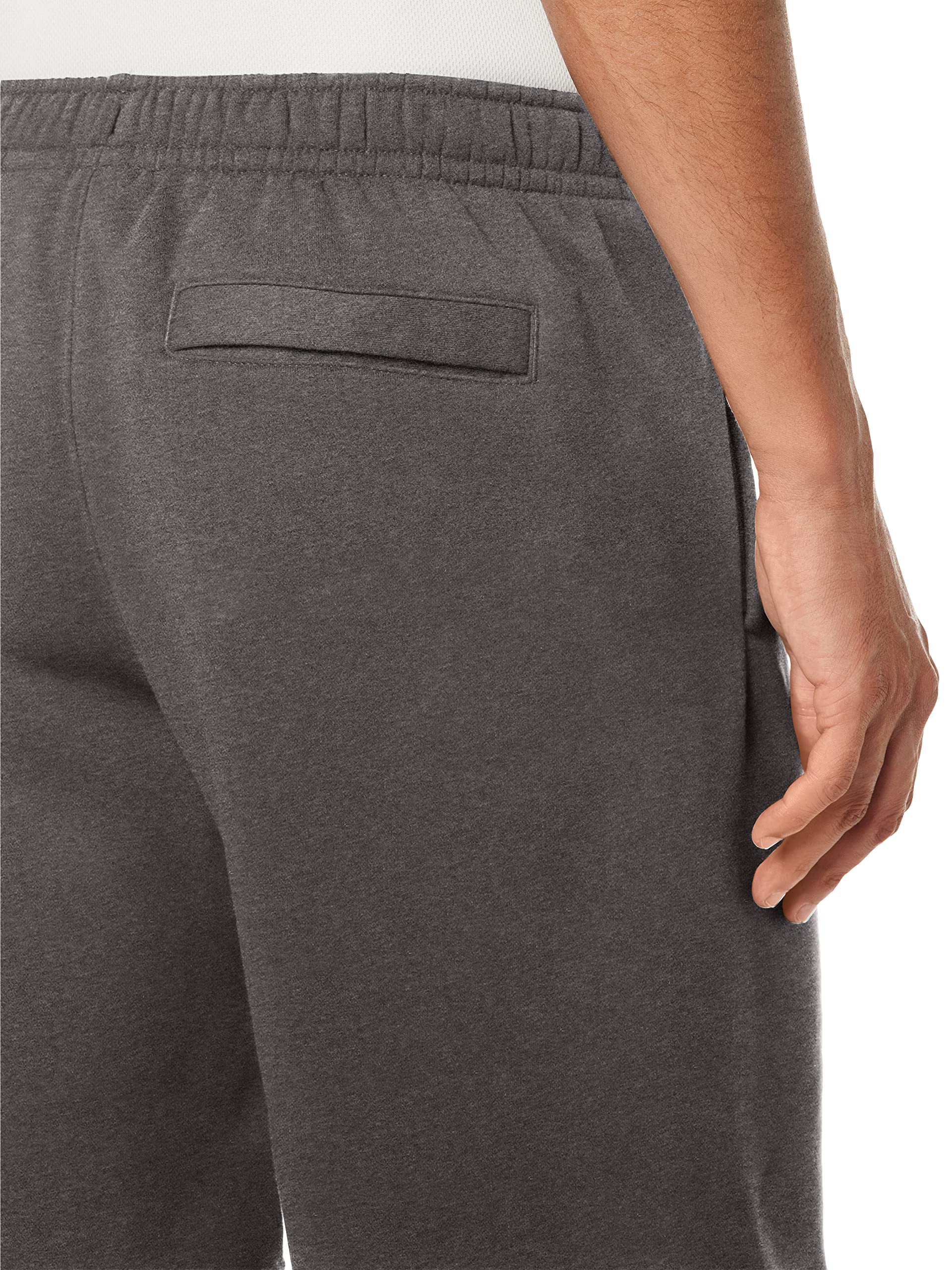 Nike Men's Sportswear Club Short Basketball Graphic