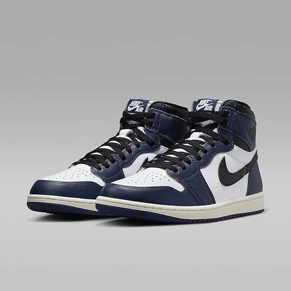 Nike Men's Air Jordan 1 Retro High OG Shoes