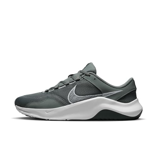 Nike Men's Legend Essential 3 Next Nature Sneakers