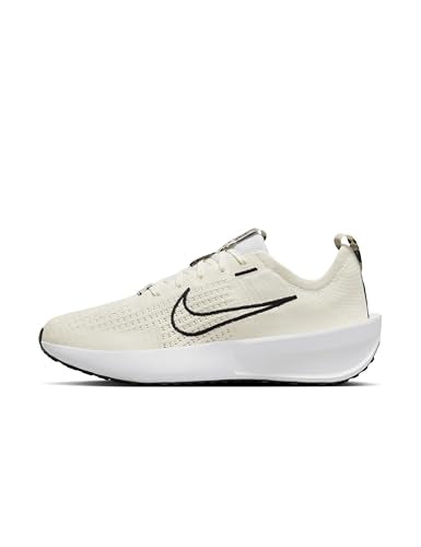 Nike Women's Interact Run Road Running Shoes