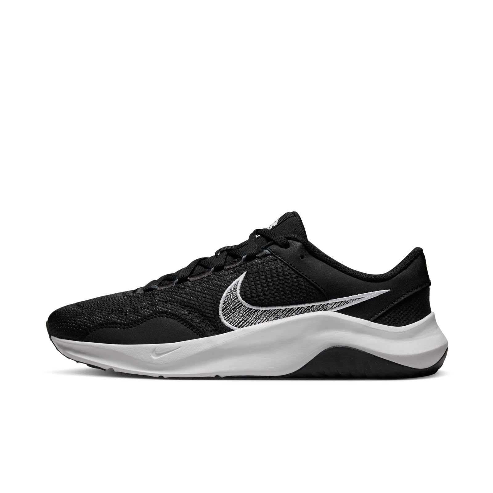 Nike Men's Legend Essential 3 Next Nature Sneakers