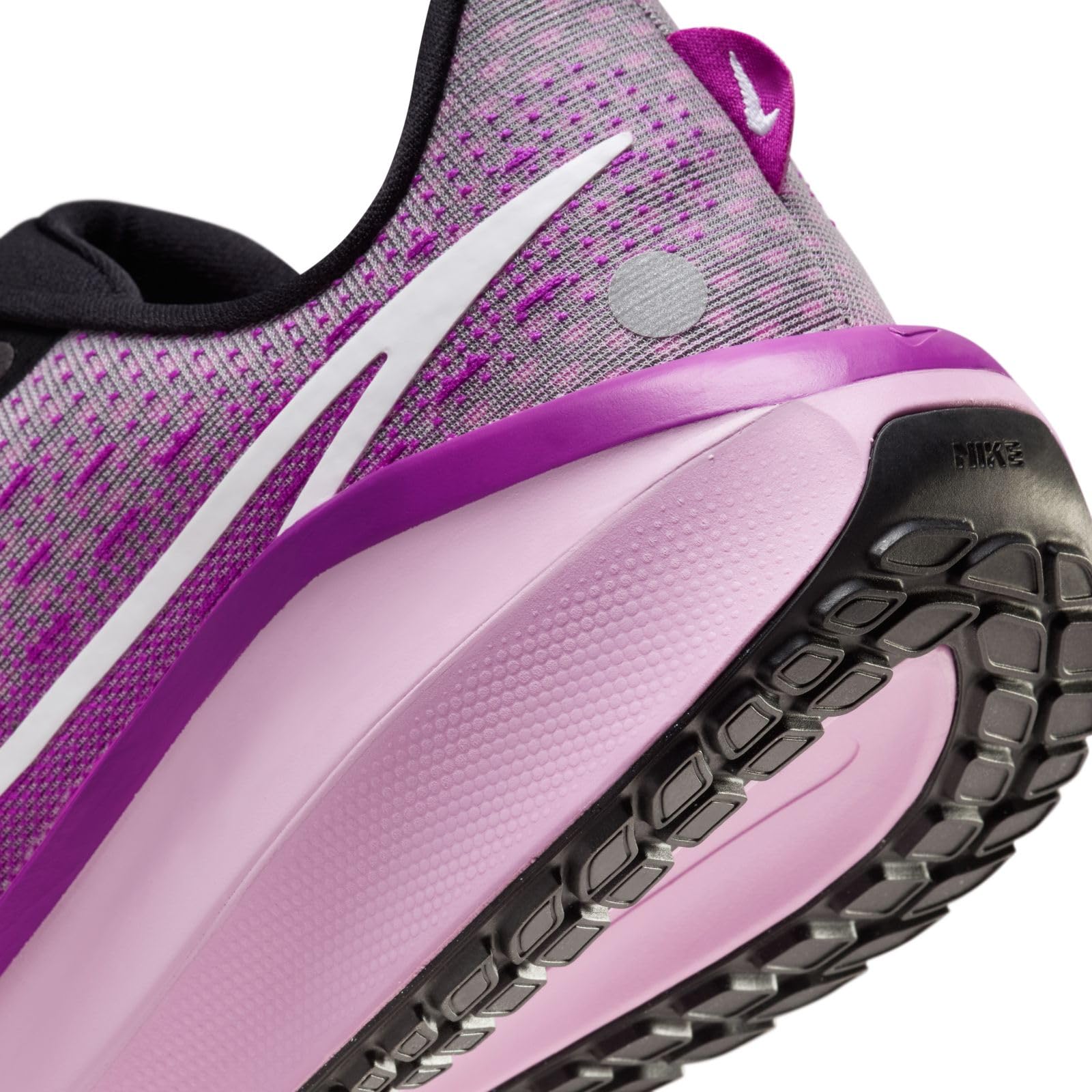 Nike Men's Vomero 17 Running Shoes