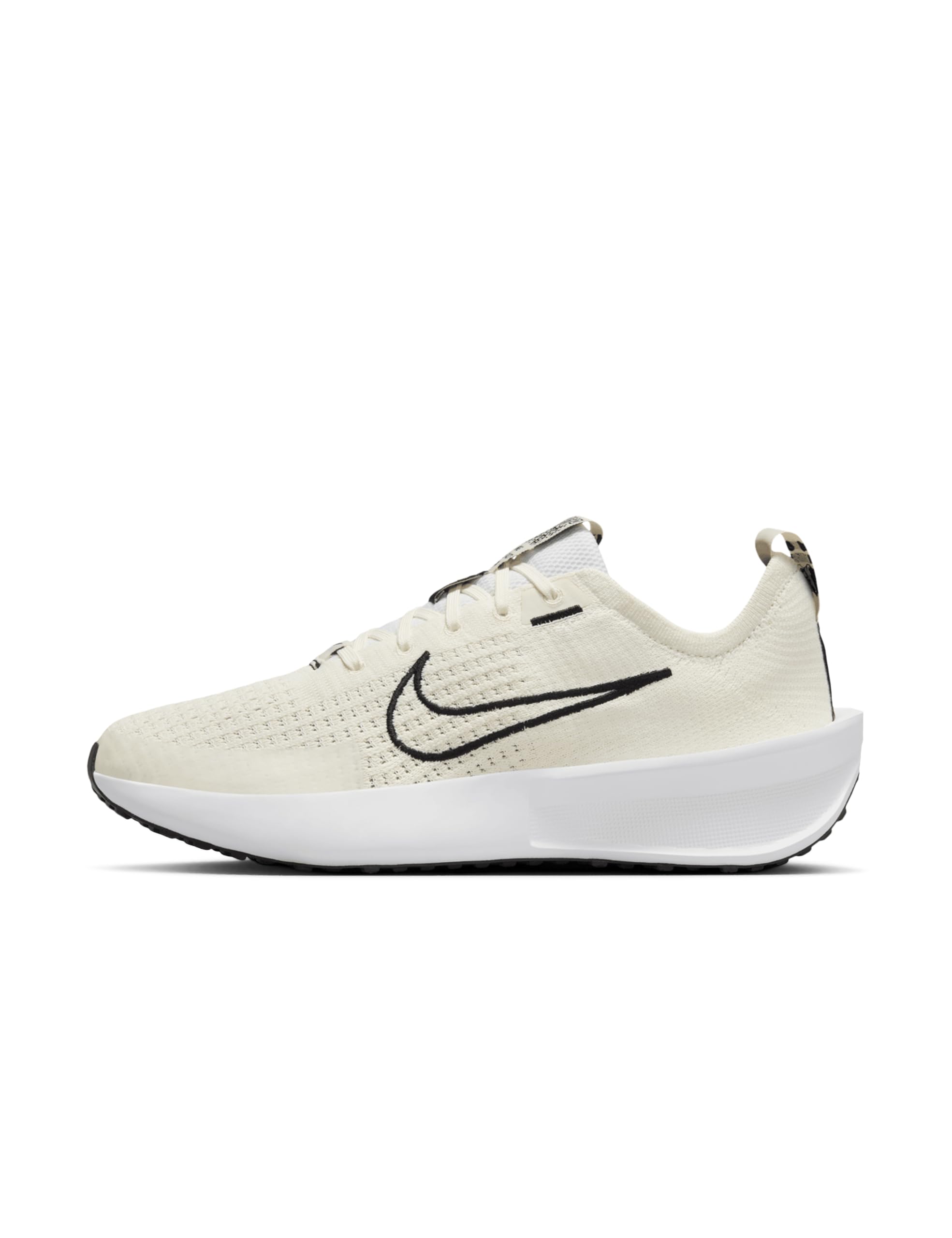 Nike Women's Interact Run Road Running Shoes